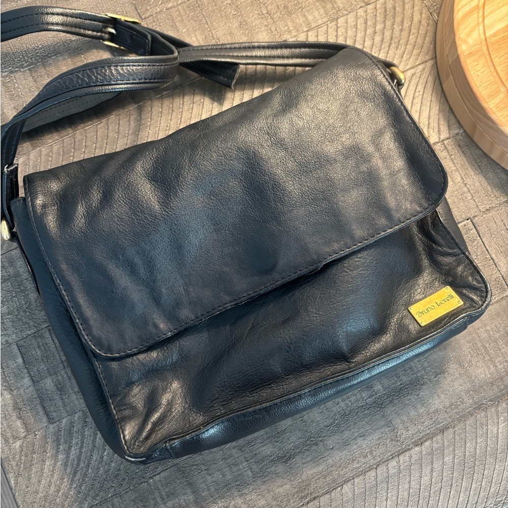 Genuine Leather Bohemian Sleek Quiet Luxury Crossbody Bag